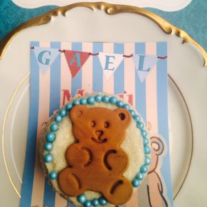 invitaciones y detalles